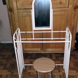 Makeup Vanity And Stool