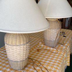 2- VINTAGE CERAMIC LAMPS -TROPICANA AND DECATUR AREA 