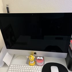 Apple Desktop Excellent Condition 