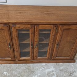 Solid Wood Entertainment Center / TV Stand – Great Condition