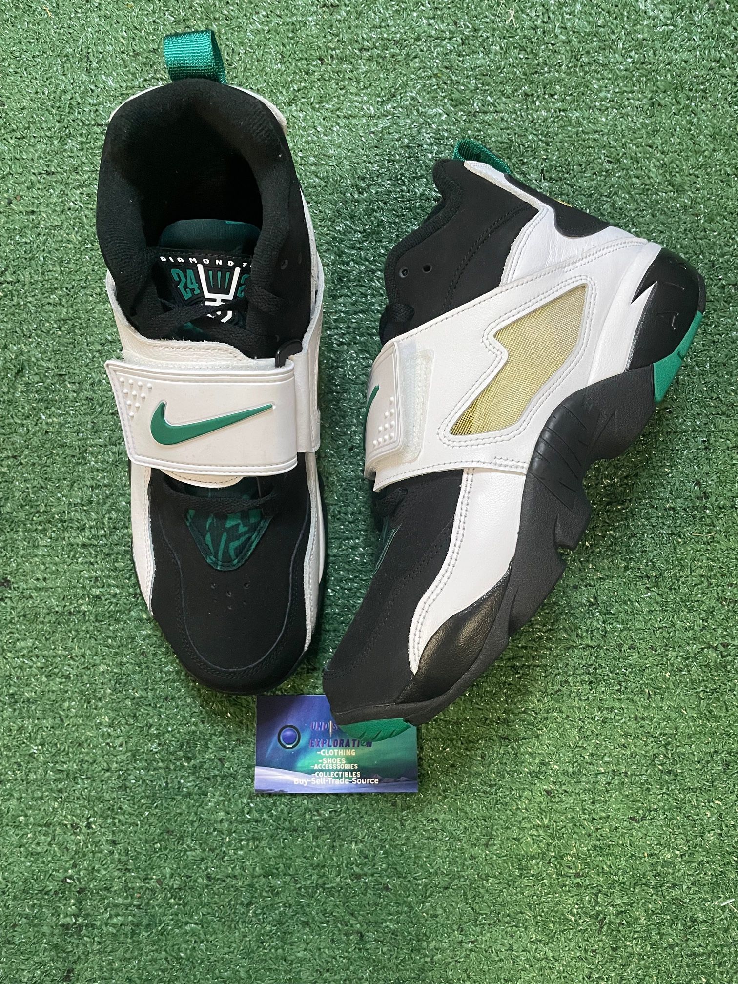 Nike air diamond turf emerald