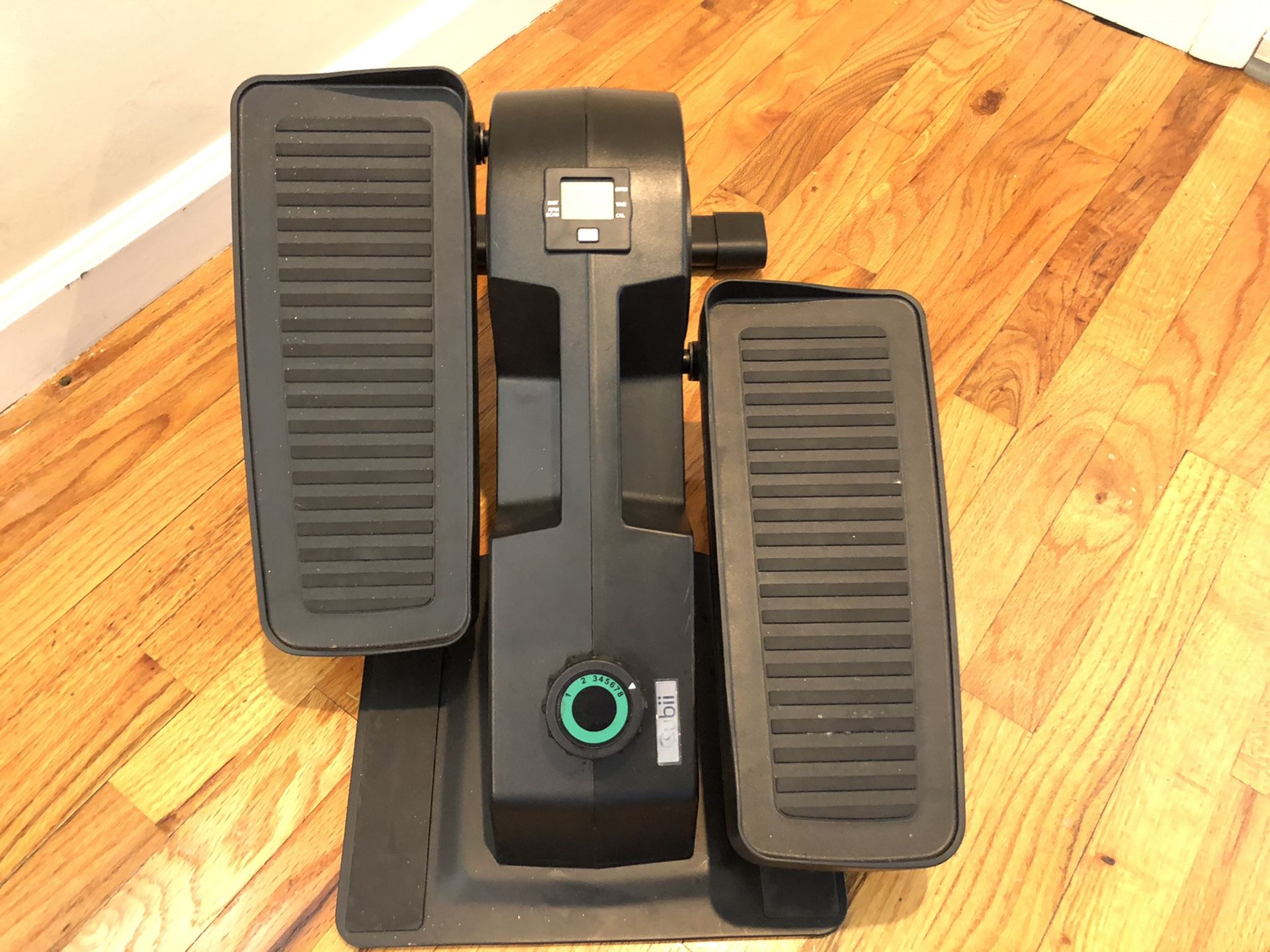 Cubii Under desk elliptical