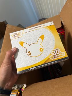 30th sealed ETB (TRADE ONLY) for 2 sylveon boxes or tins