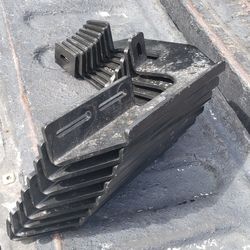 Chevy/ Dodge Running Board Mounting Brackets. 8 Pcs