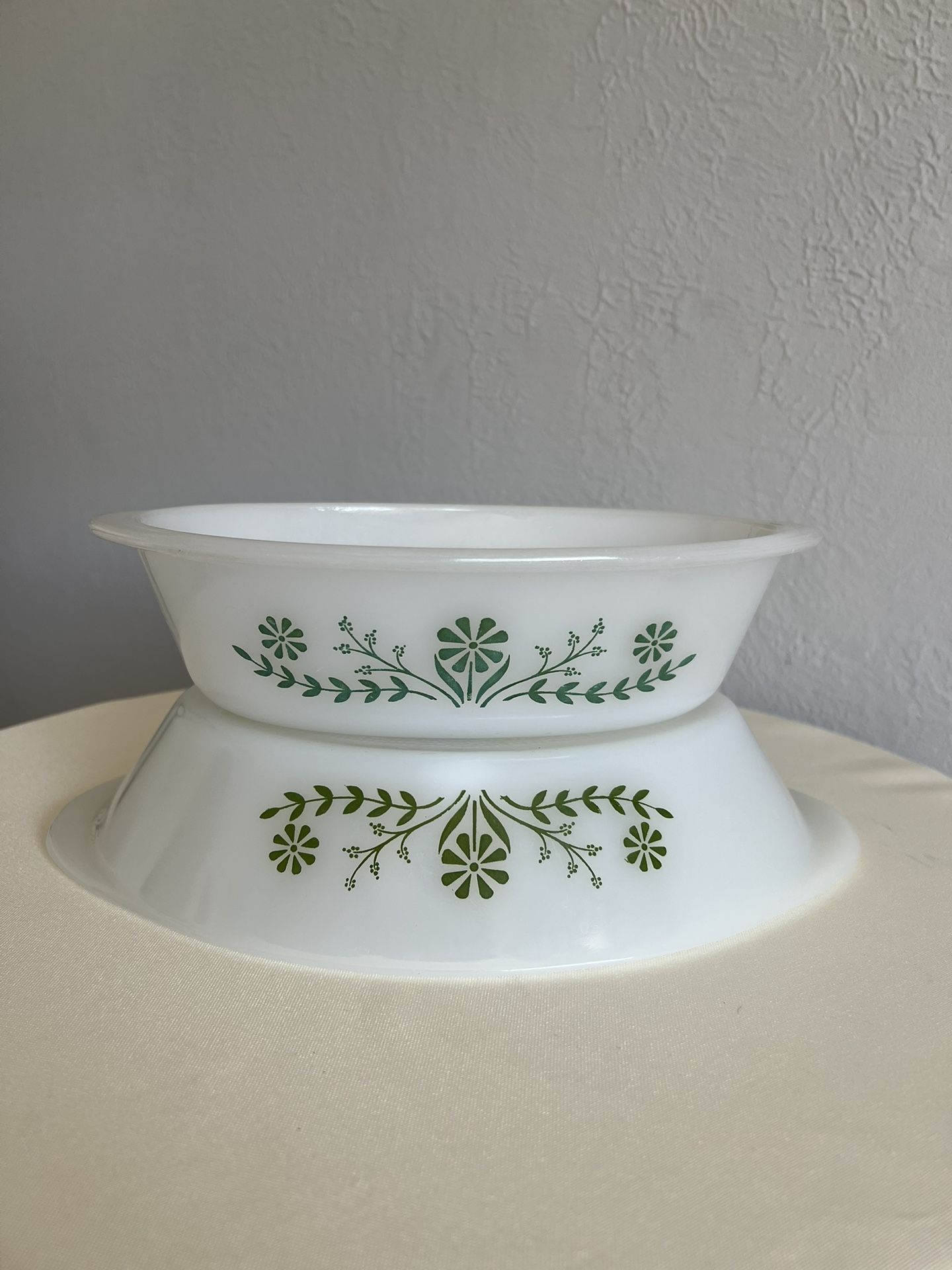 Vintage 1960s Glasbake Daisy Milk Glass 1 QT Casserole Dishes Set of 2