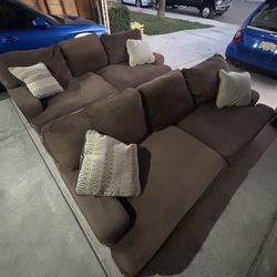 Ashley Furniture Mercado Sofas