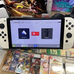 Nintendo Switch OLED w/ Games 512gb