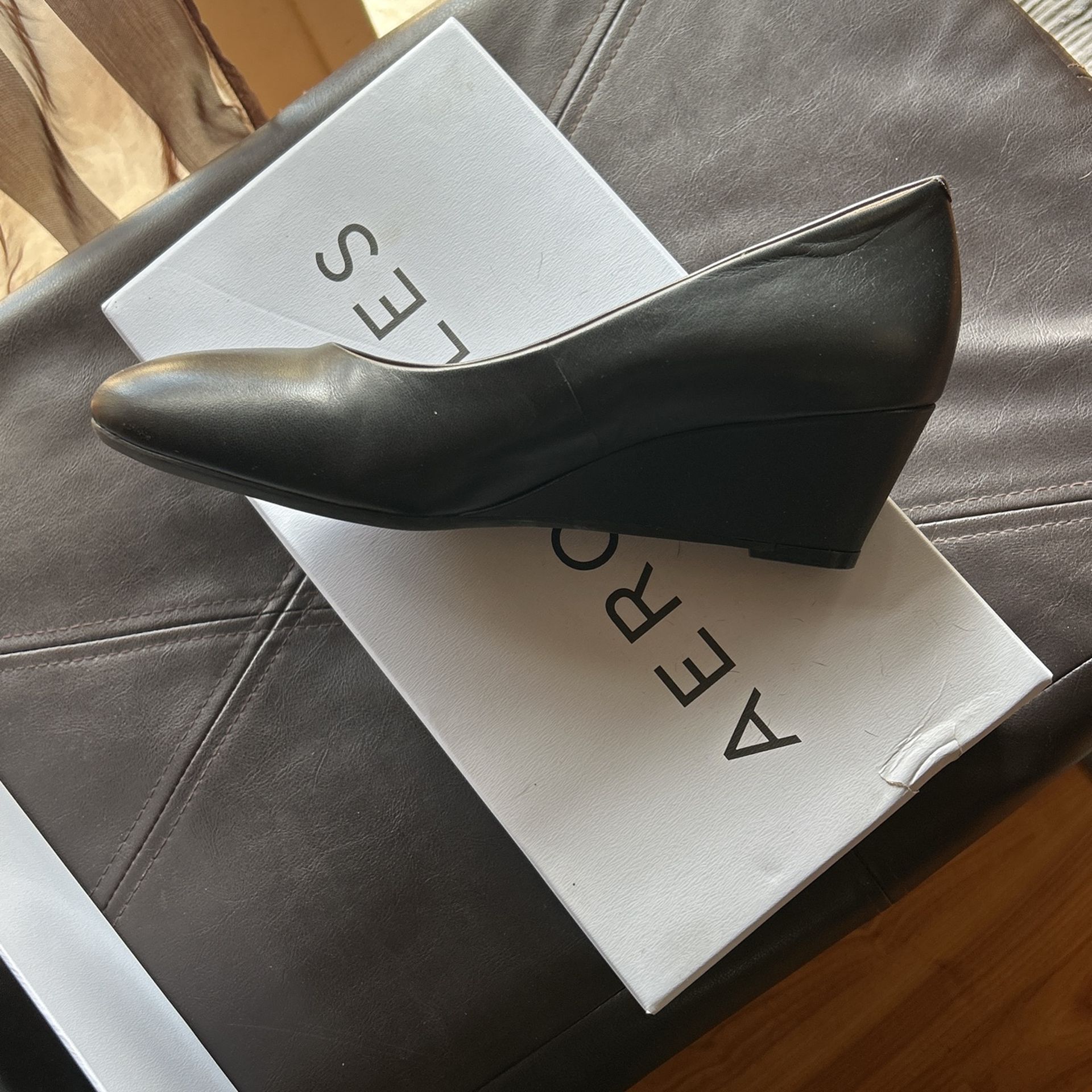 Aerosoles Inner Circle Black 8.5 W
