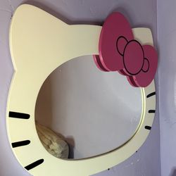 Hello Kitty Mirror 
