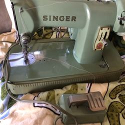 Singer, sewing machine