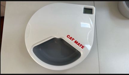 Catmate 3 meal Automatic Cat Dog feeder, Wet Or Dry