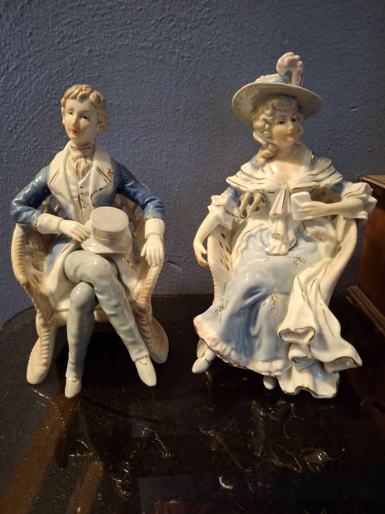 TWO BEAUTIFUL VINTAGE VICTORIAN STATUES SUPER NICE