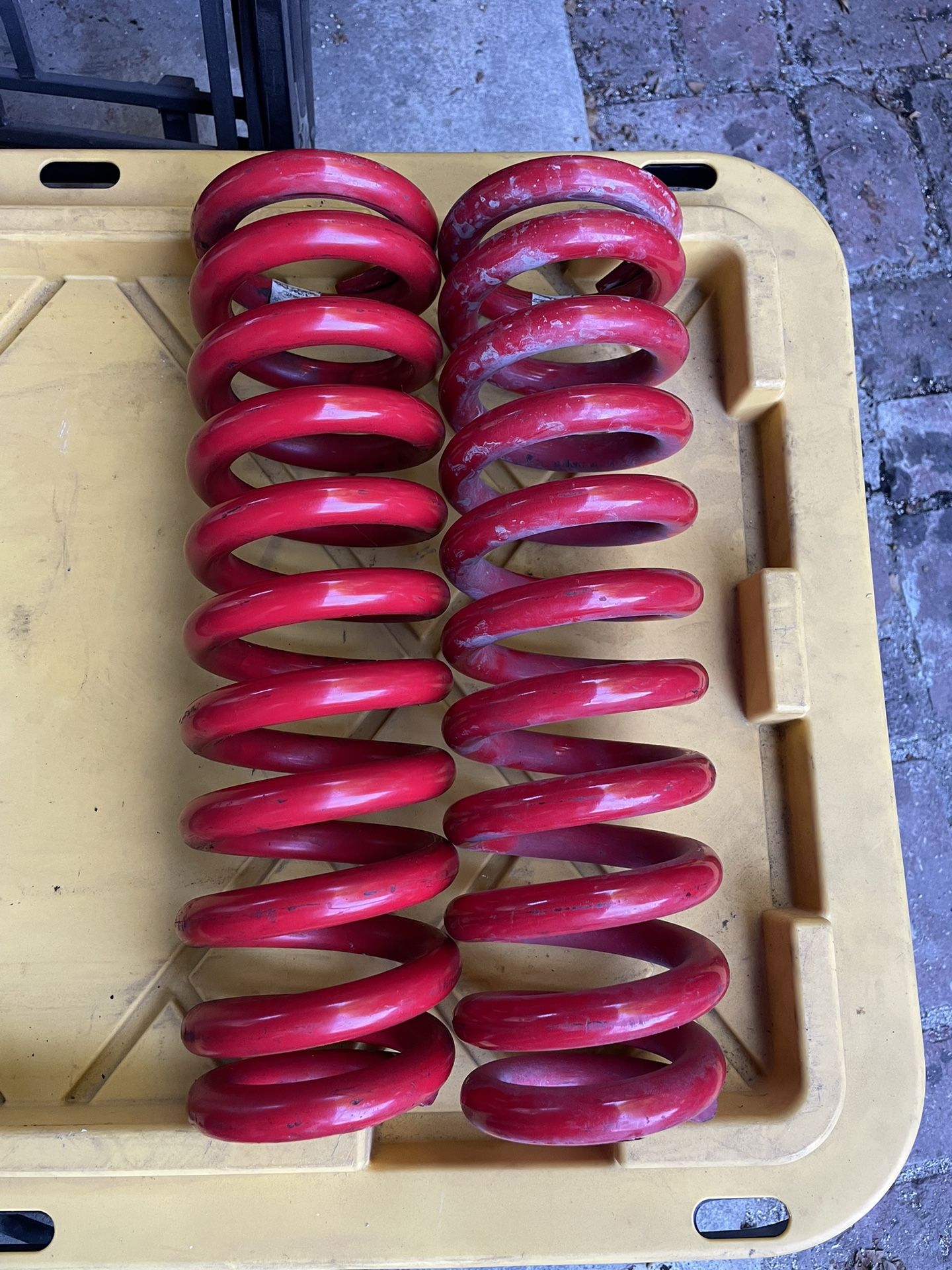 Dobinsons Front Springs C59/352