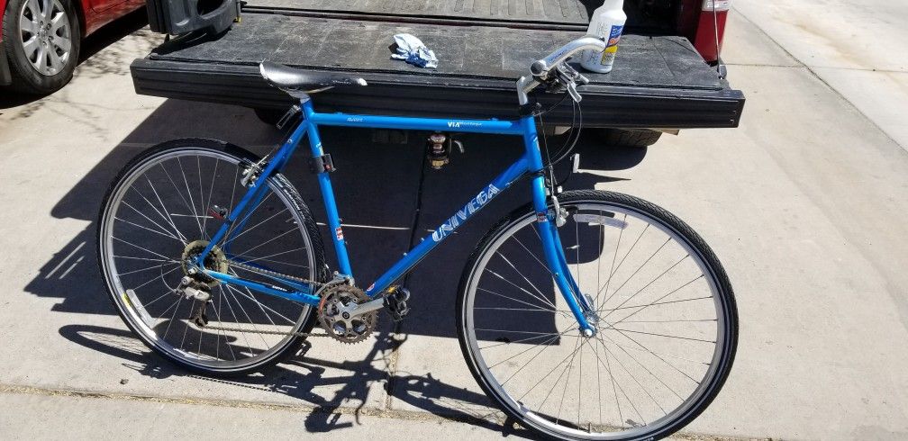Univega via montega hybrid bike