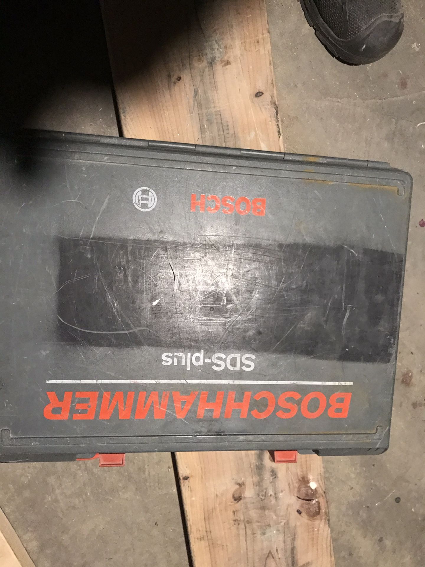 SDS battery power drill