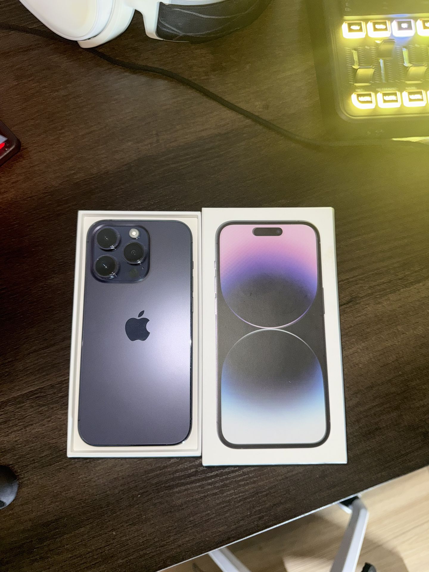 iPhone 14 Pro Unlucked