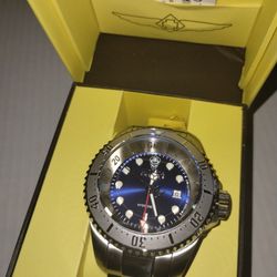 Brand New Invicta Reserve Hydromax Swiss Ronda 515.24H Caliber Men's Watch - 52mm, Steel Model - 16959
New in box