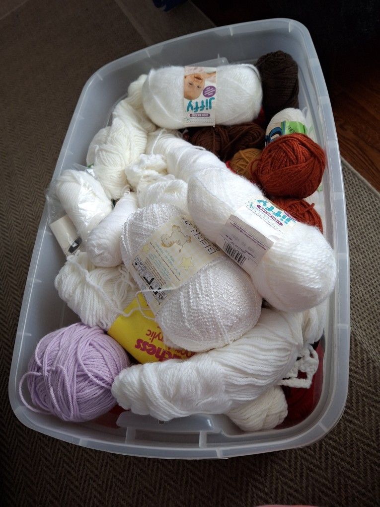 Tub Of Yarn Misc. Colors & Sizes