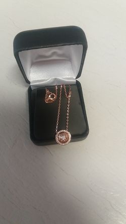 14KT. GOLD PLATED DIAMOND NECKLACE.