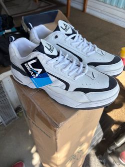 LA gear baseline shoes