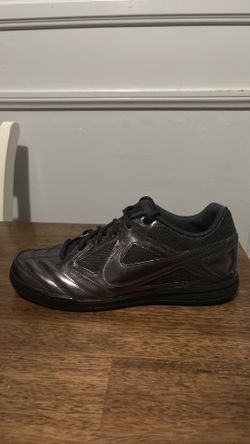 Nike Gato LV8  Size:9.5