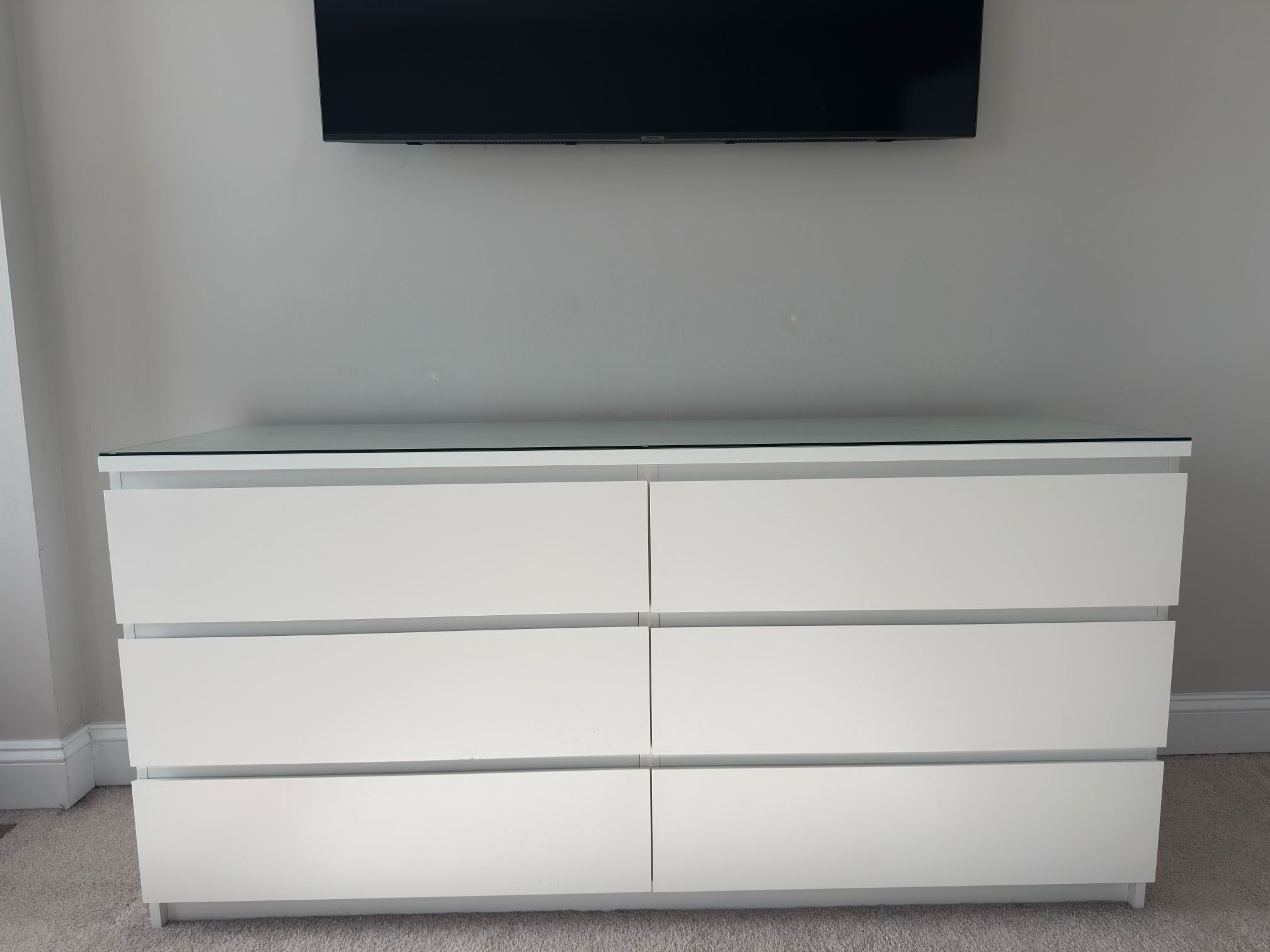 White Desk & Dresser Set