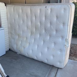 Free Queen Mattress And Box Spring