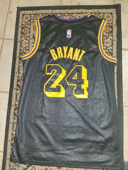 Size L Kobe Bryant Nike Stitch.