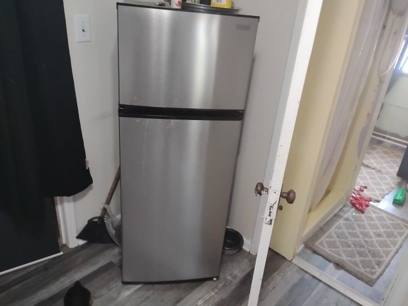 stainless steel apt refrigerator