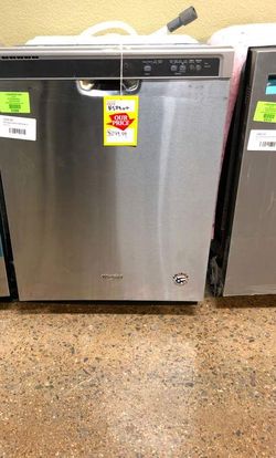 Brand New Whirlpool Dishwasher (Model:WDF520PADM) 1X