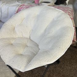 Saucer Chair
