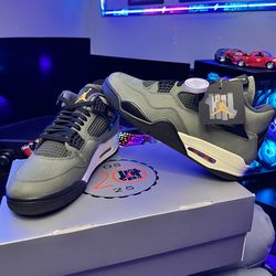 Jordan undefeated 4 size 10