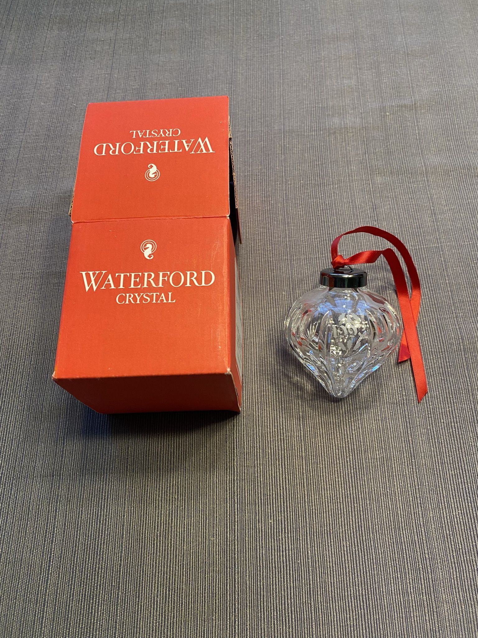 Genuine Waterford Crystal 1993 Annual Christmas Ball Ornament, mint condition in box
