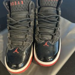 Nike Jordan Max Aura