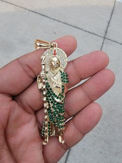 oro laminado stjude pendant