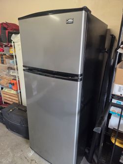 Estate refrigerator
