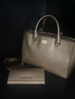 Michael kors purse set