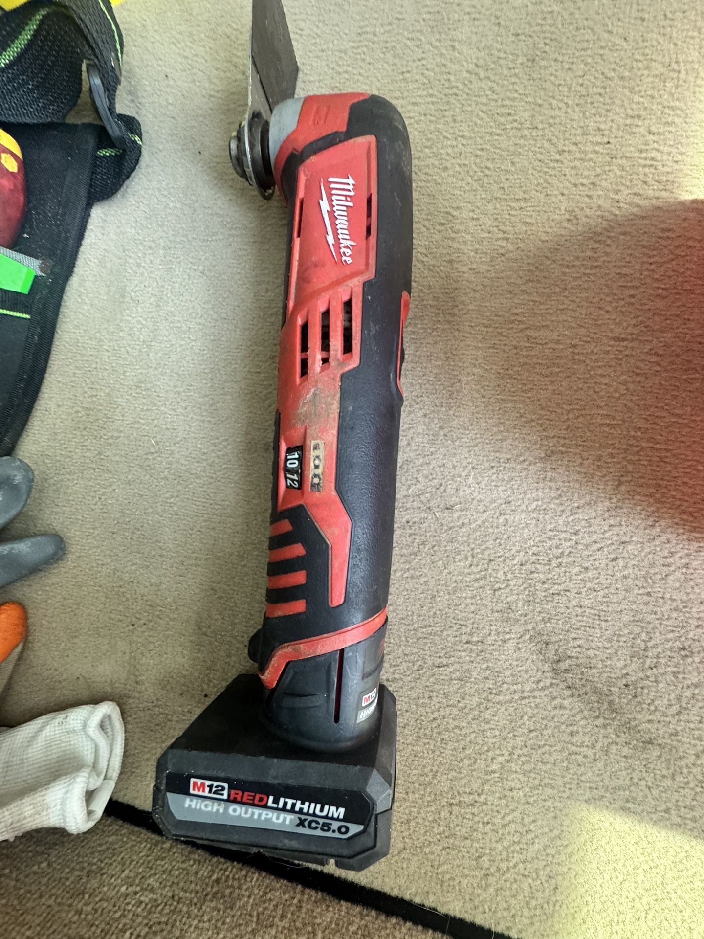 Milwaukee 12v Oscillating Multi-Tool, Small Sander, Saw