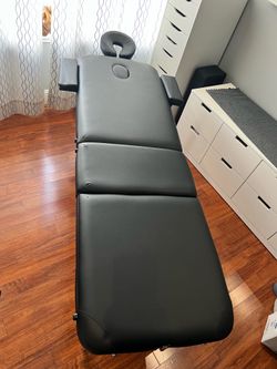 Folding Massage Table with Elevated Footrest W/ Table Cover (LIKE NEW) $200