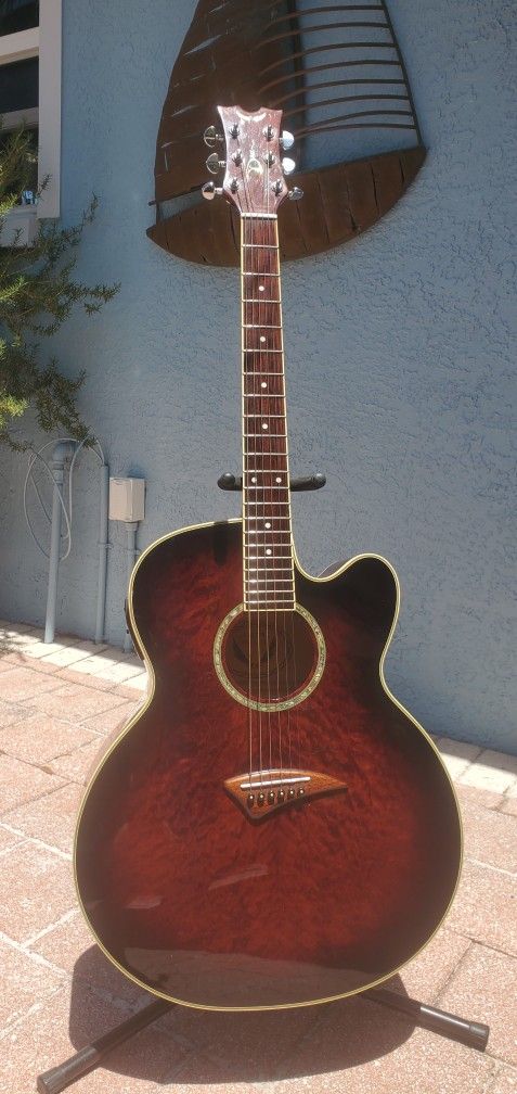 Dean Jumbo Acoustic/Electric Guitar