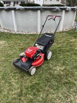 TroyBilt Lawn Mower LIKE NEW