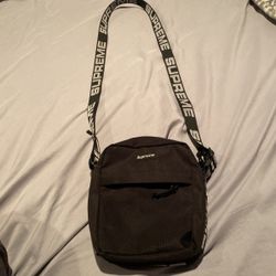 Supreme Shoulder Bag (SS18) Black 