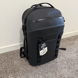 YETI CAYO BACKPACK 35L