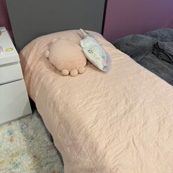 TWIN SIZE BED