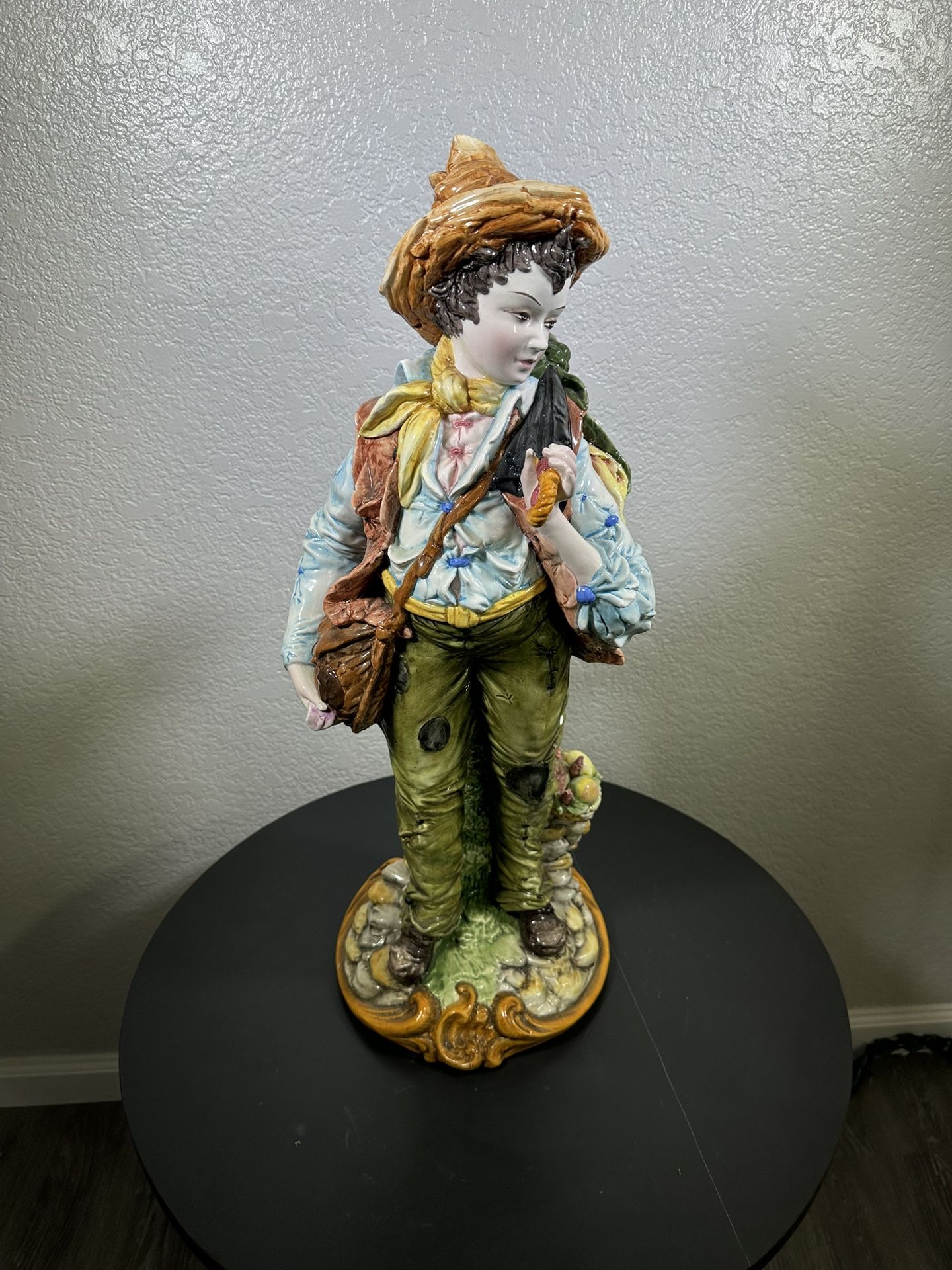Decorative figurine "Traveler" (author D. Piellusch).