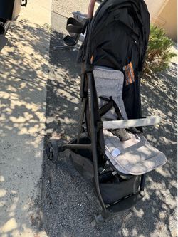 Baby bassinet and stroller for sale