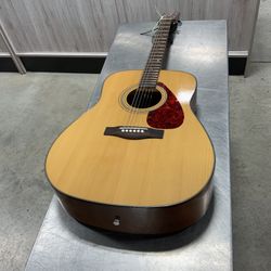 Yamaha F325 Acoustic Guitar 130.