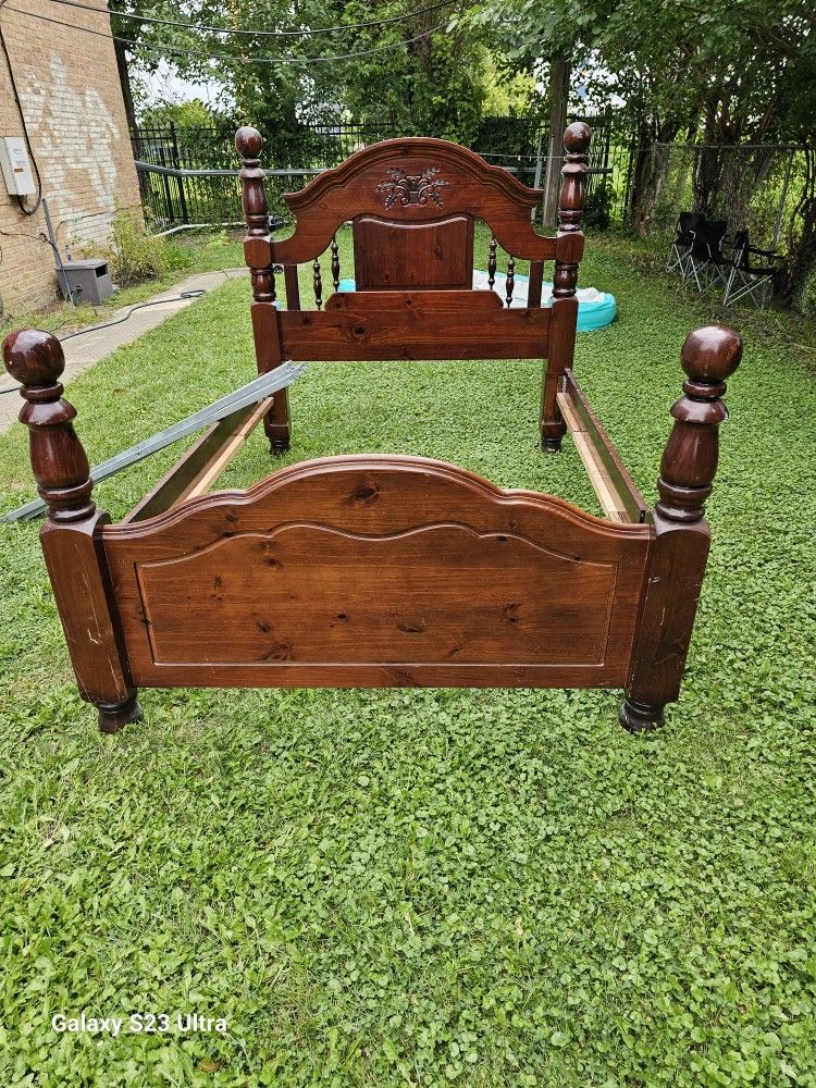 queen size bed frame solid wood