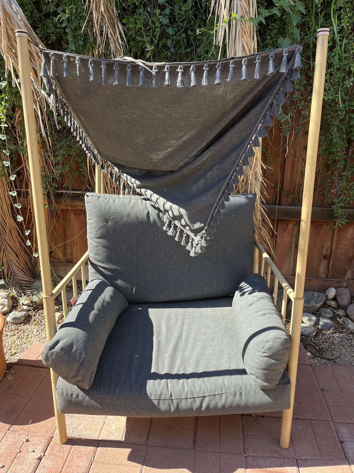 Opalhouse Canopy Chair (outdoor furniture)