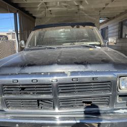 1992 Dodge Ram V8